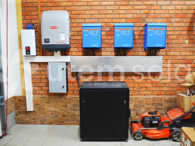 3-х фазная система резервного электропитания Victron Energy 12 кВт, с. Гатное Киевская область