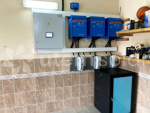 Автономна сонячна електростанція Victron Energy 12 кВт у с. Софіївська Борщагівка, Київська область