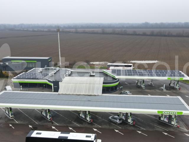 Сонячна станція 30 квт на АЗК ОККО в м. Чоп, Закарпатська область