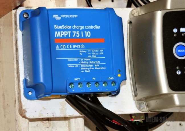 установка солнечных панелей на яхте